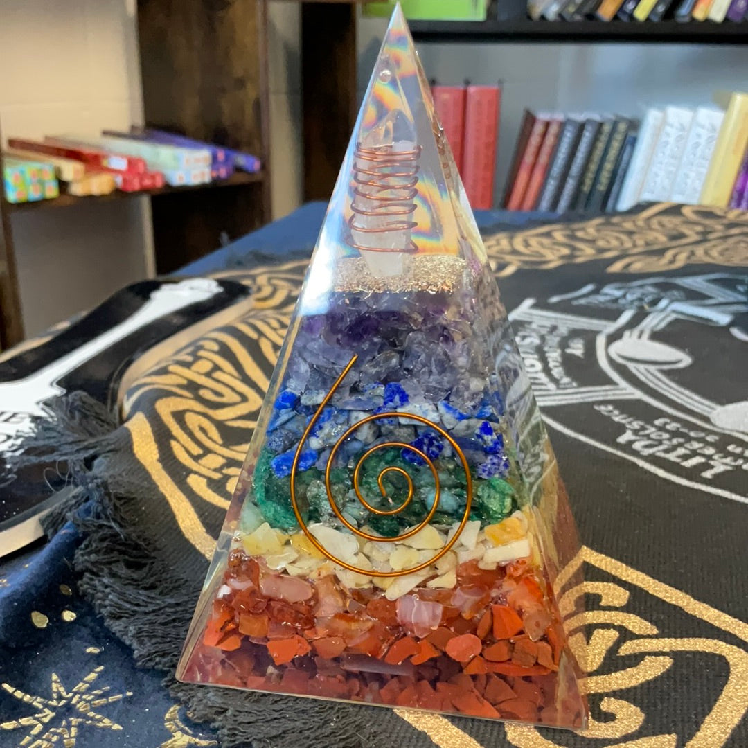 7 stone orgoneite pyramid, orgonite pyramid