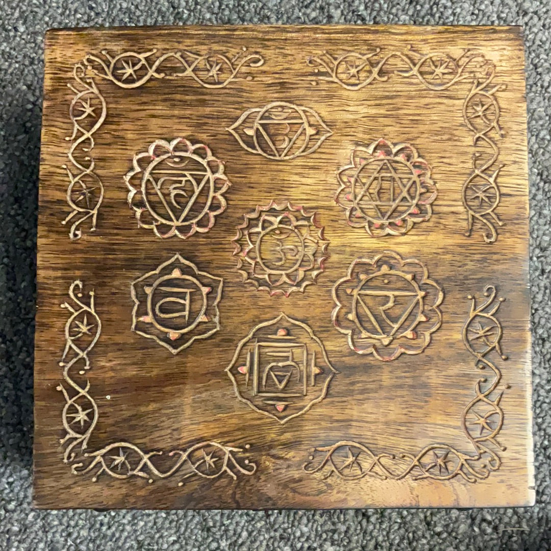 Chakra wood box, Chakra Wood box